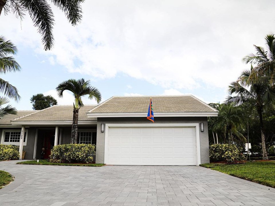 Driveway Concrete Pavers1