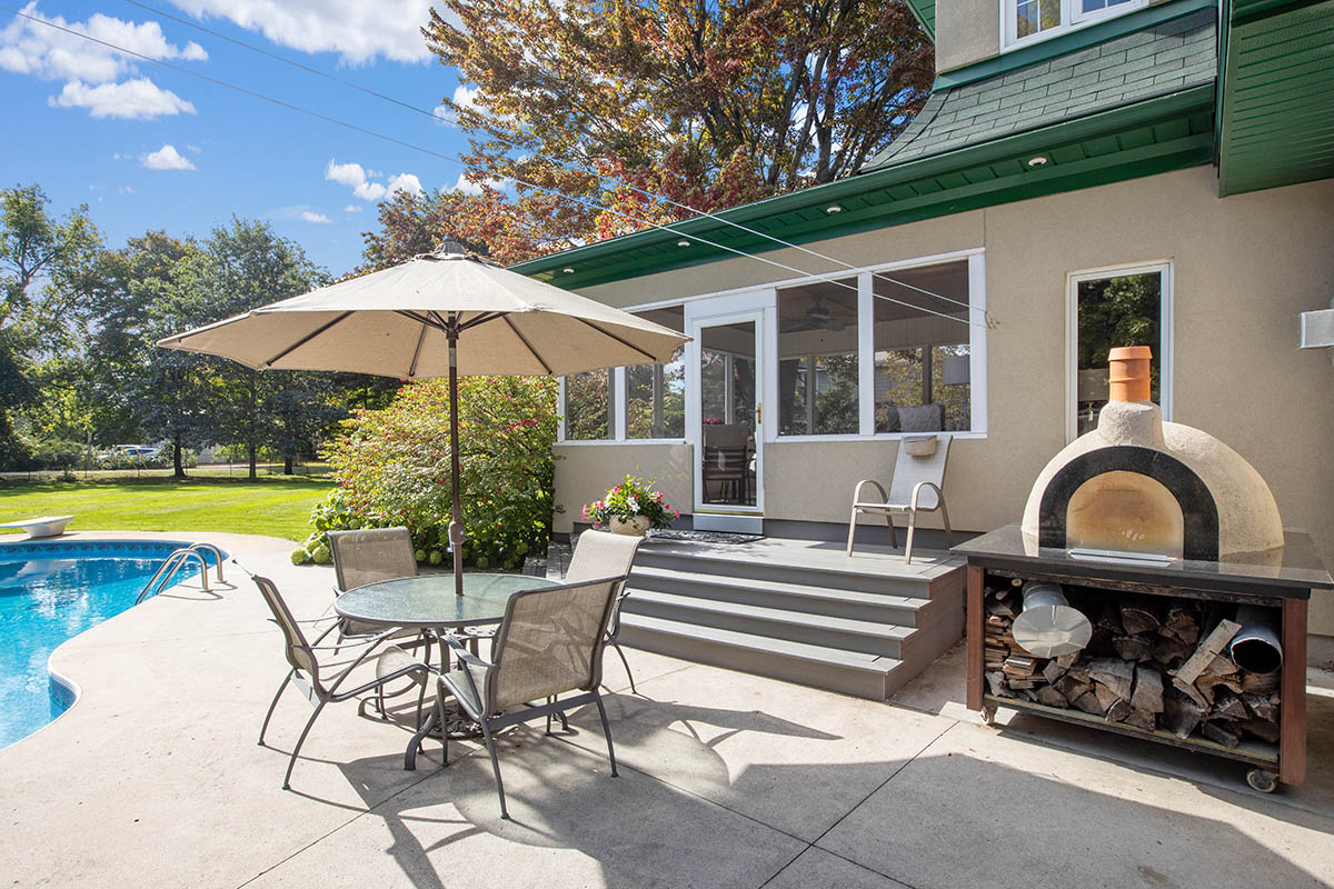 Affordable Pool Patio Ideas