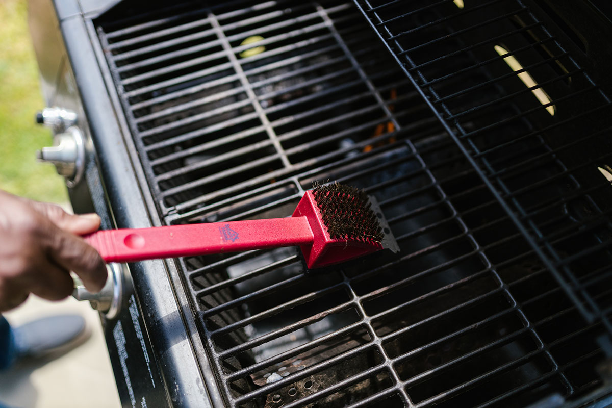 How Often Should You Clean Your Gas Grill? 5 clean your gas grill