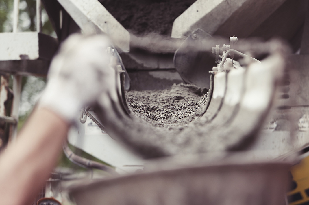pool resurfacing with concrete